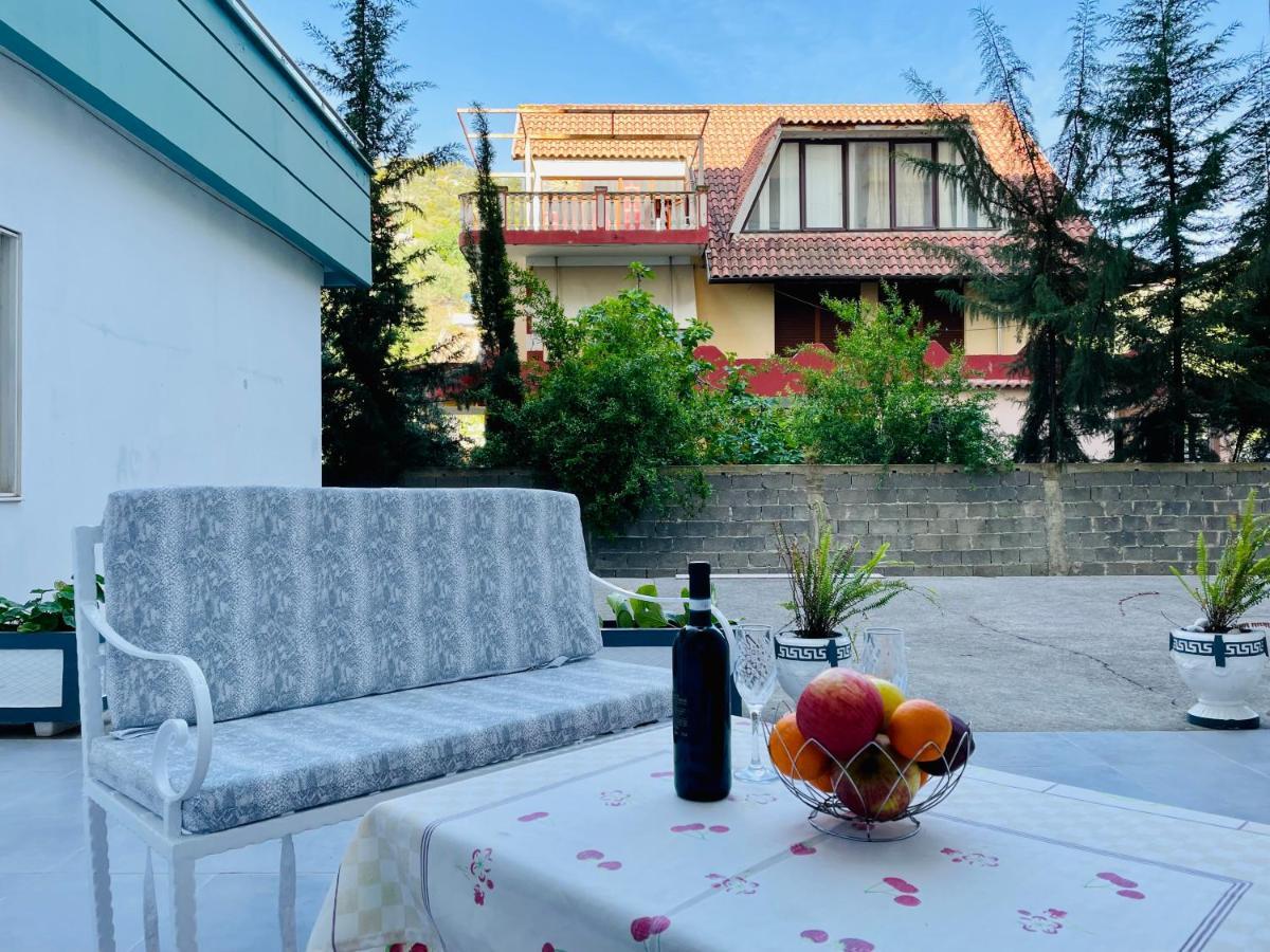 Vlorë Jico Travel - Erjon Apartments מראה חיצוני תמונה