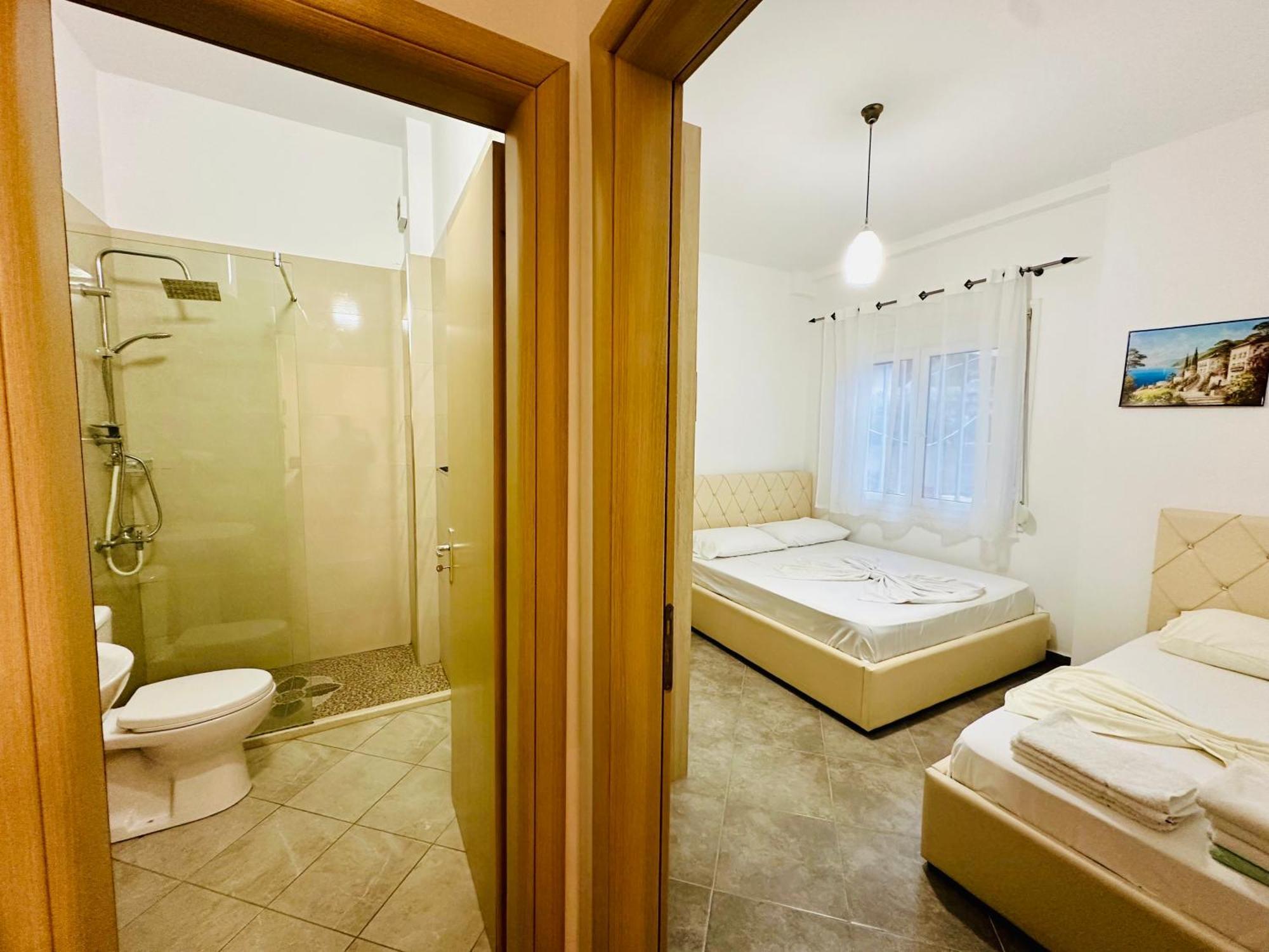 Vlorë Jico Travel - Erjon Apartments חדר תמונה