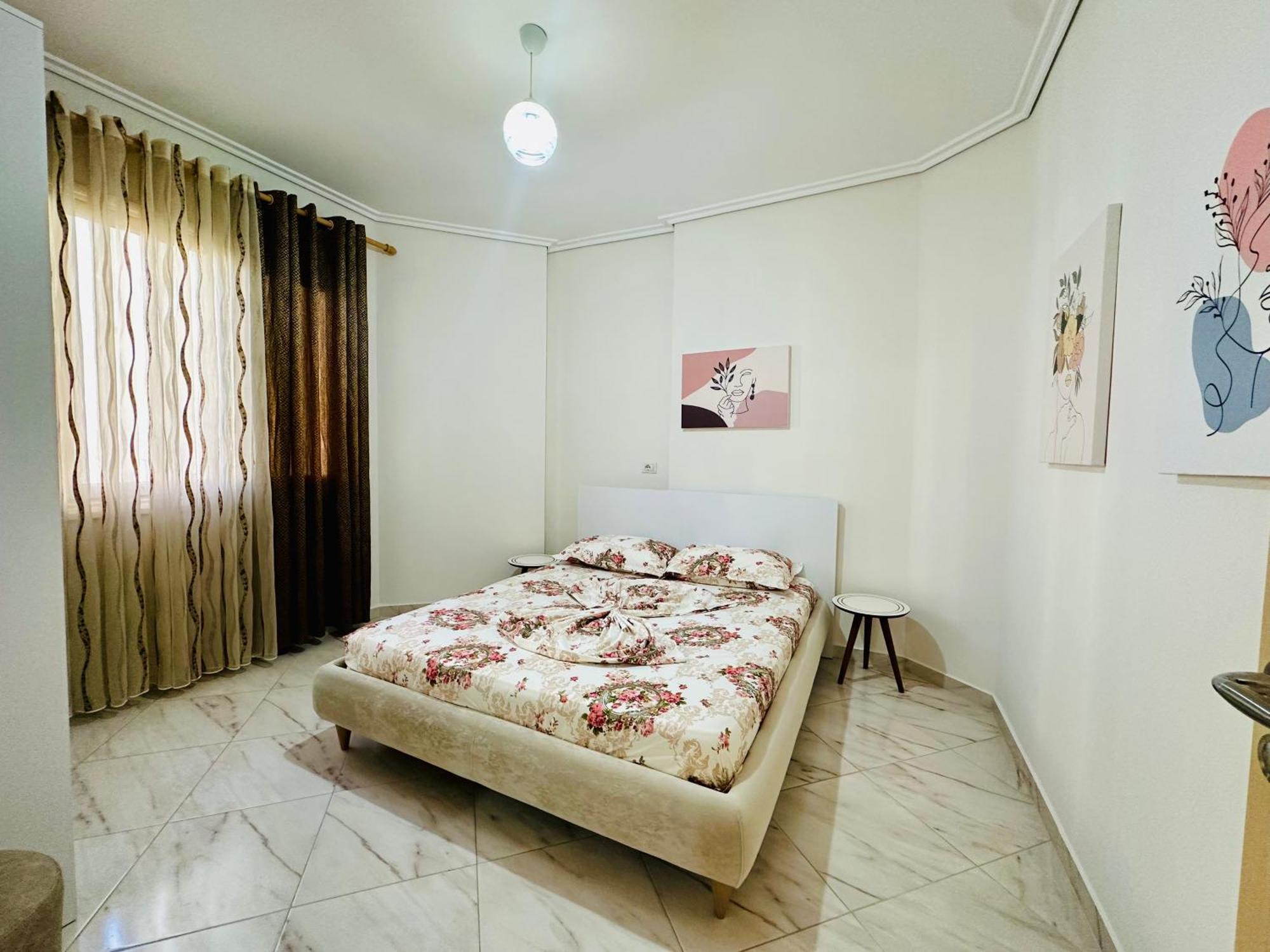 Vlorë Jico Travel - Erjon Apartments חדר תמונה